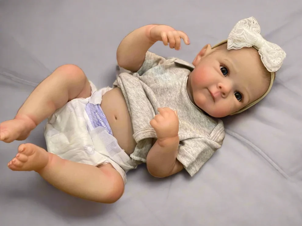Cuddly-Bettie-Bebe-Reborn-Girl-Full-Body-Silicone-Doll-50cm-Collectible-Lifelike-Realistic-Art-Reborn-Dolls.jpg__3