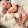 Gloria  Artist	Cinnamon Baca Sculpt  	Priscilla Lopez Kit	Gloria Length	17" (43.18 cm) Weight  	3 lbs (1.36 kg) COA	Yes